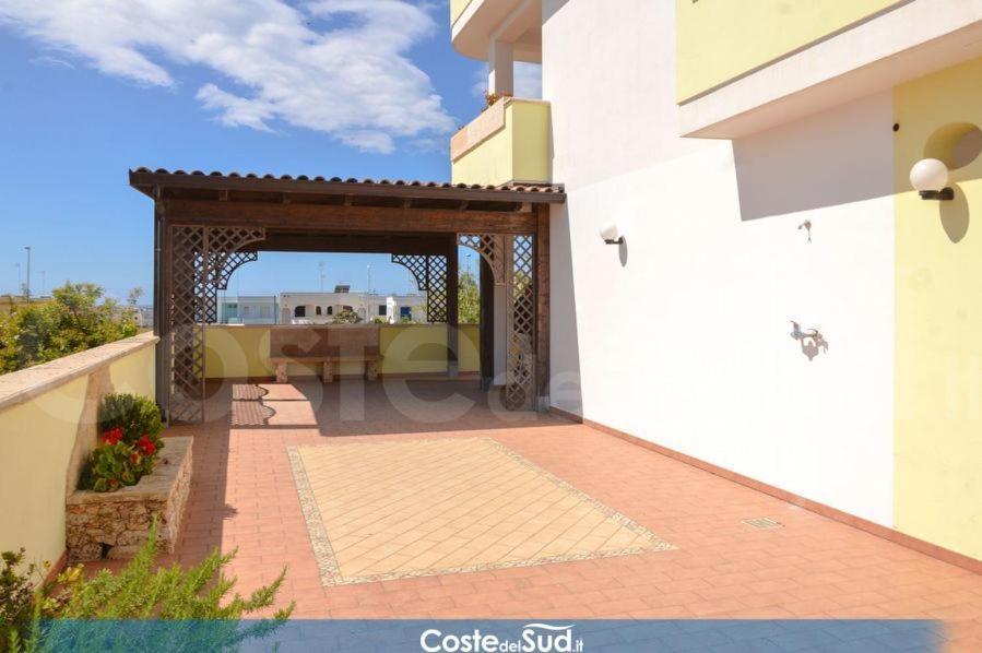 Case Vacanze Vista Mare Torre Pali 外观 照片