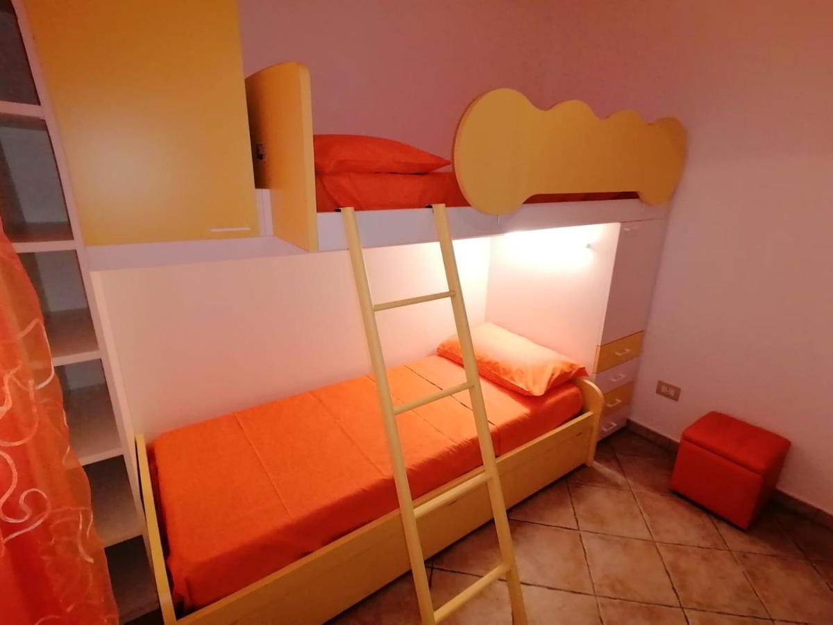 Case Vacanze Vista Mare Torre Pali 外观 照片